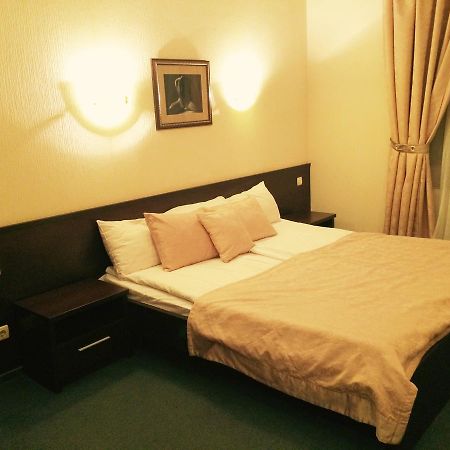 خاركيف Hotel Artua المظهر الخارجي الصورة