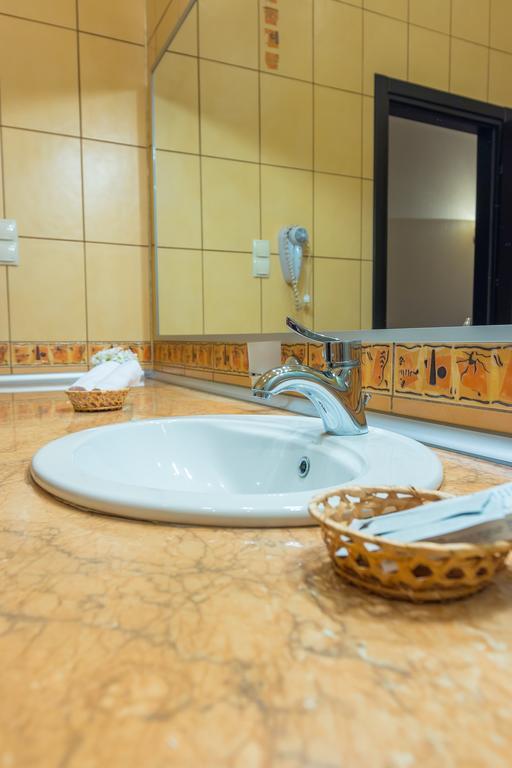 خاركيف Hotel Artua المظهر الخارجي الصورة