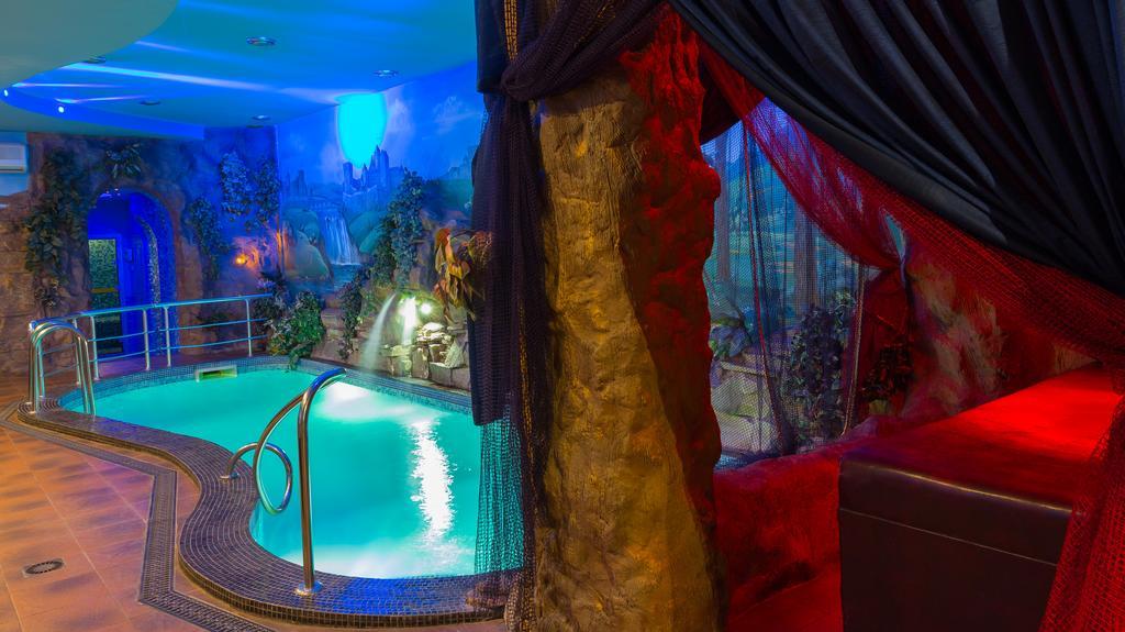 خاركيف Hotel Artua المظهر الخارجي الصورة